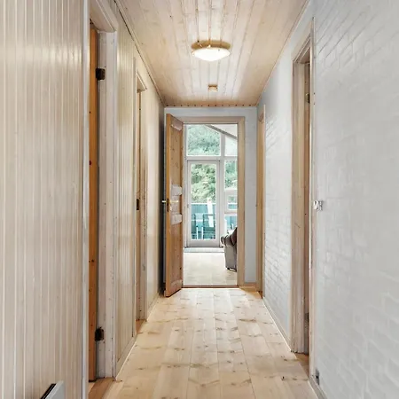 In With Sauna * בלבאנד