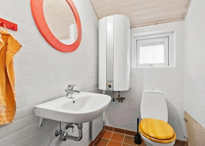 In With Sauna